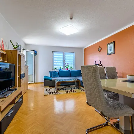 Appartement 3-room In Mittelfeld Near Trade Fair - Messe *